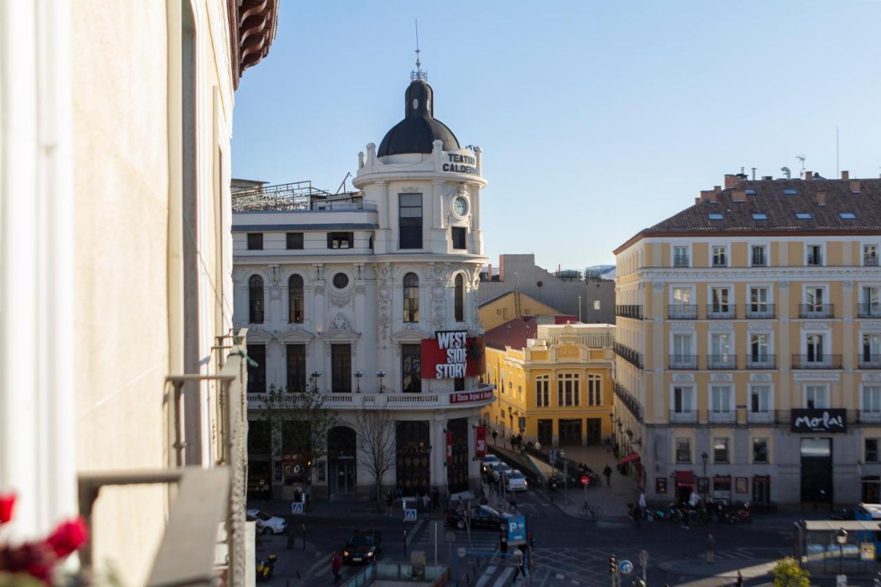 1851: Exceptional 19Th Century Studio In Madrid Exterior photo